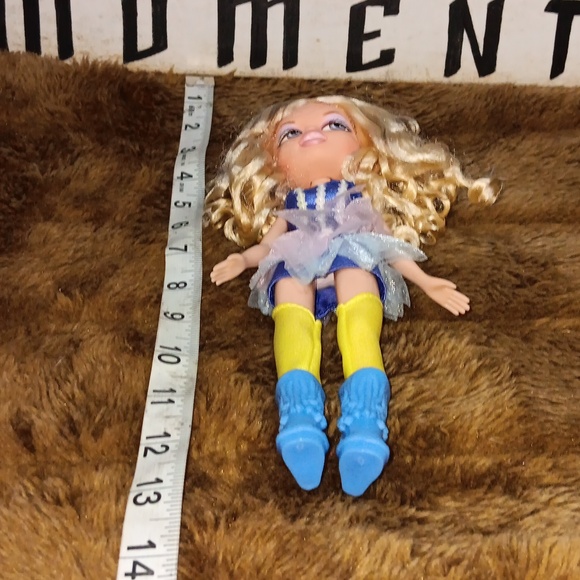 Bratz custome doll Cloe Ooak - Picture 9 of 9